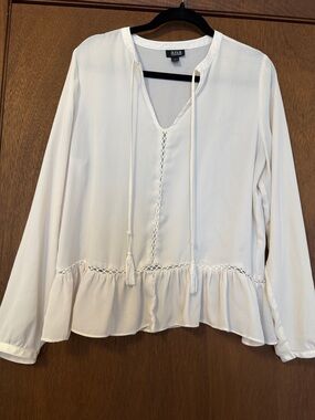 a.n.a Cream Boho Peasant Blouse with Tassel Tie Sz LG